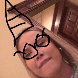 Meet your Posher, Molly